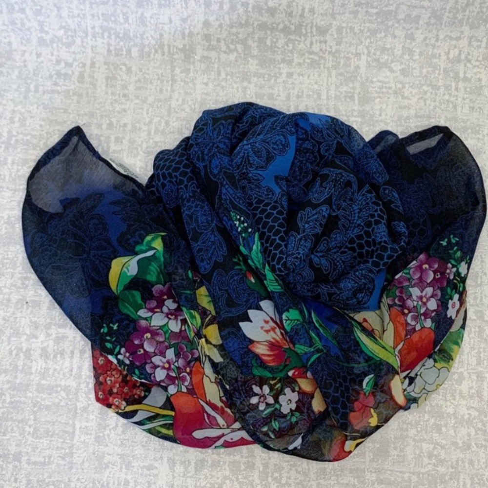 Gorgeous Blue Colorful Floral Scarf